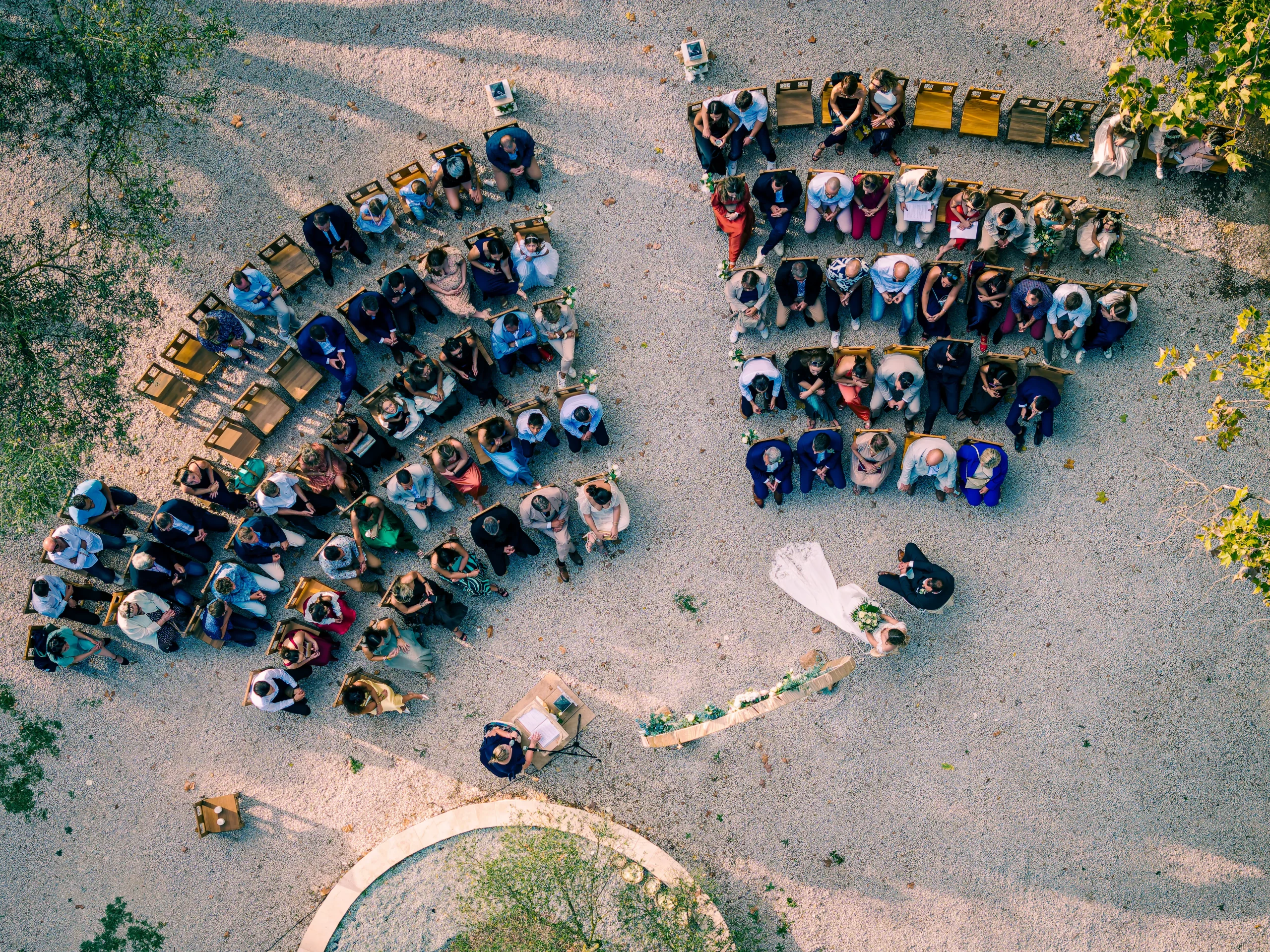 vue aerienne d'une cérémonie