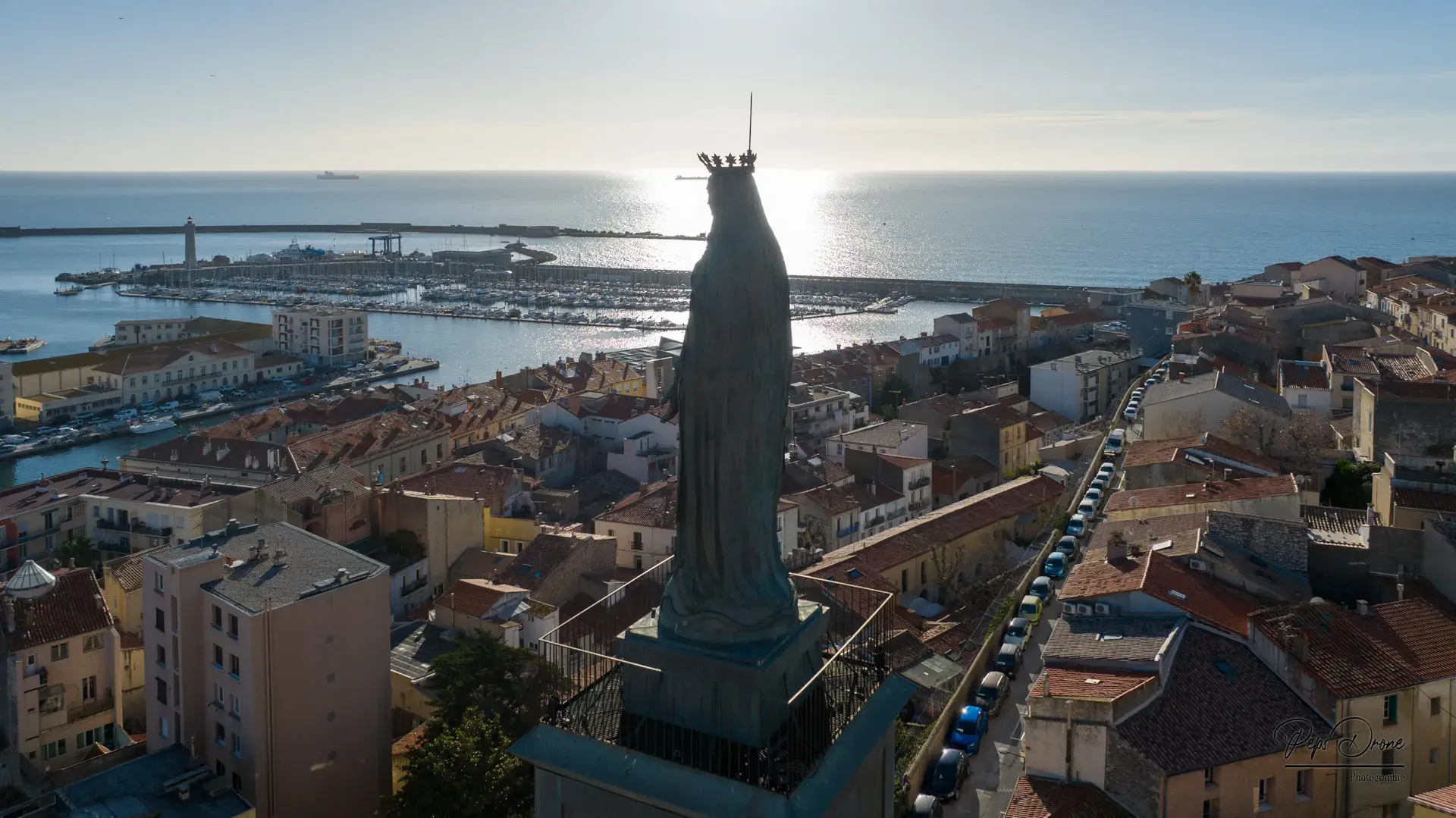 Église Saint-Louis à Sète vue aérienne